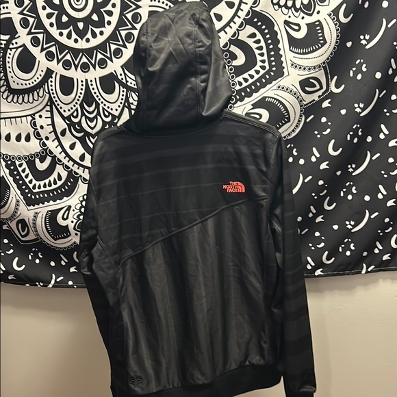 The North Face Black and Red Women's Hoodie - Picture 5 of 10